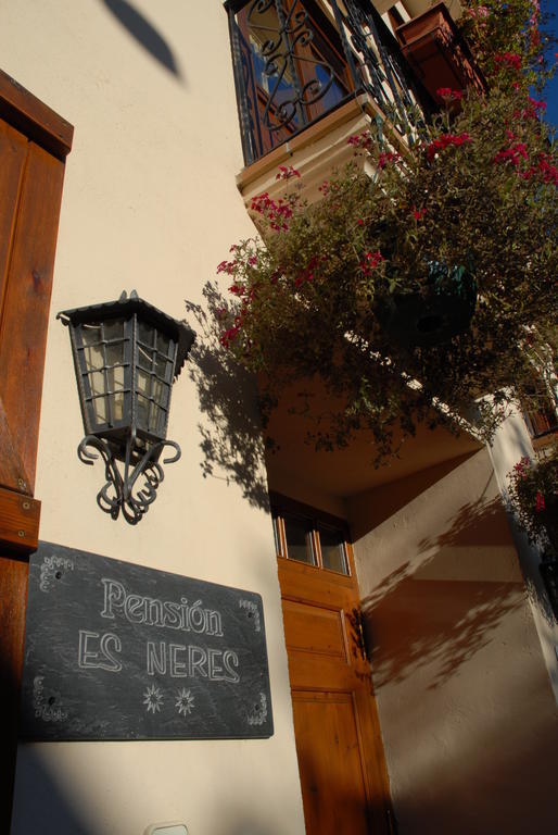 Casa Es Neres Hotel Les Exterior photo